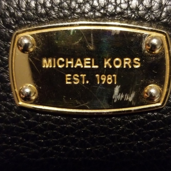 Michael kors black wallet - Picture 2 of 3
